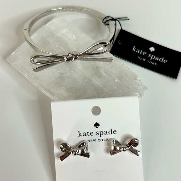Kate Spade Skinny Mini Bow Bangle and Skinny Mini Bow Studs (SET) NWT - Picture 1 of 17